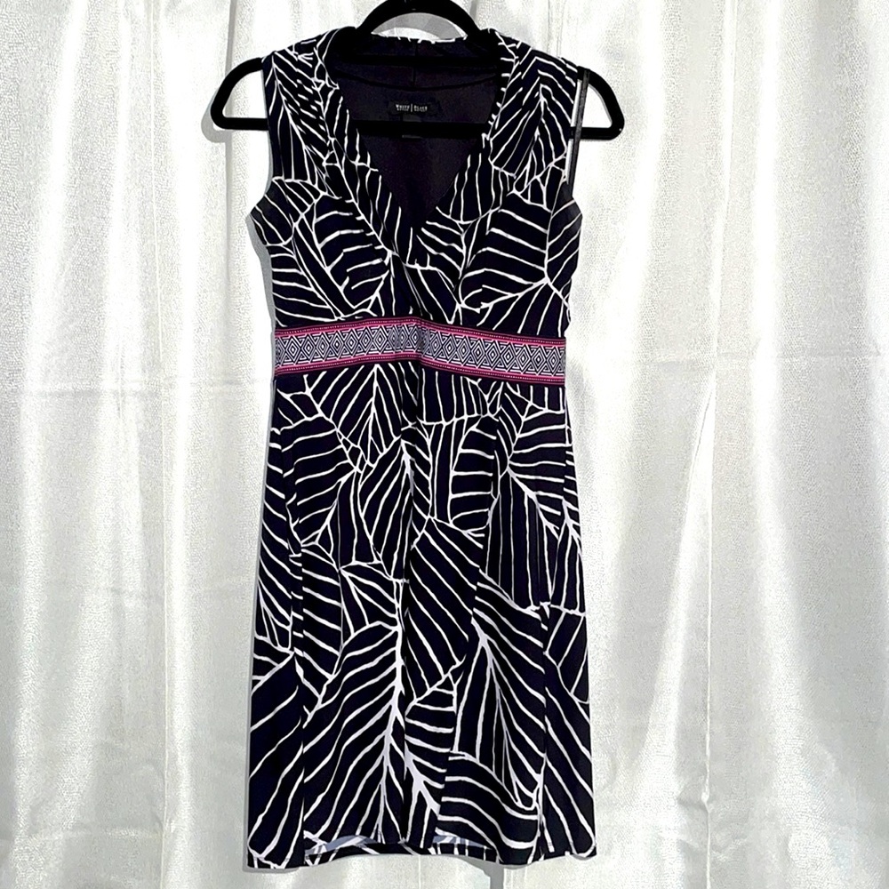 White House Black Market Fitted Shift Dress
